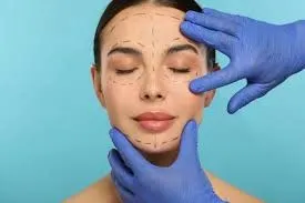Carboxiterapia para ojeras y armonización facial: calma y precisión